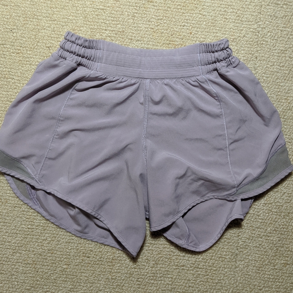 LULULEMON SHORTS
